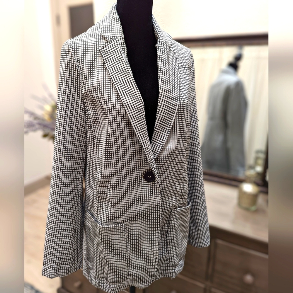 Max Studio Blazer